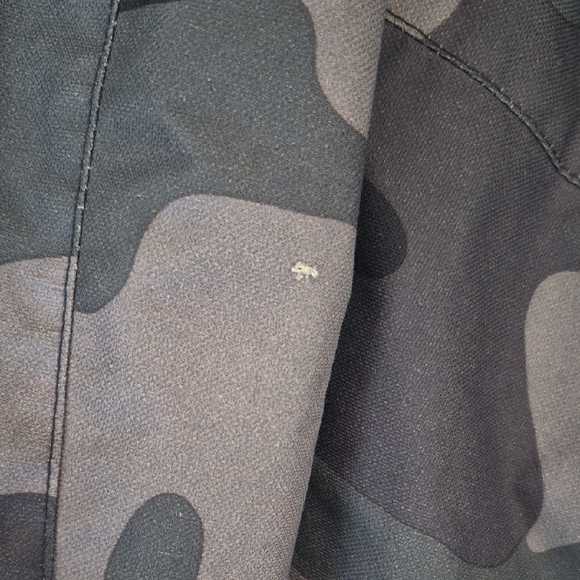 Jacket - Picture 2 of 10